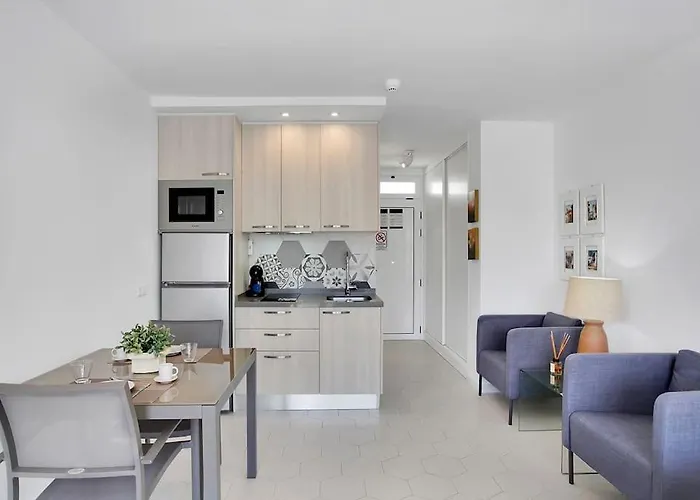 Alexander Playa De Americas Appartement