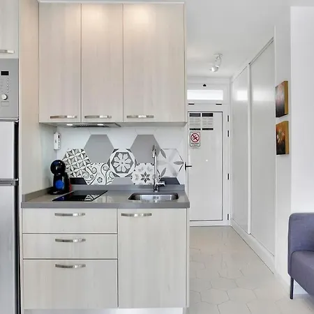 Alexander Playa De Americas Appartement