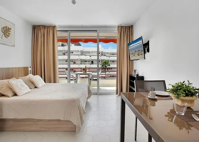 Apartmán Alexander Playa De Americas *