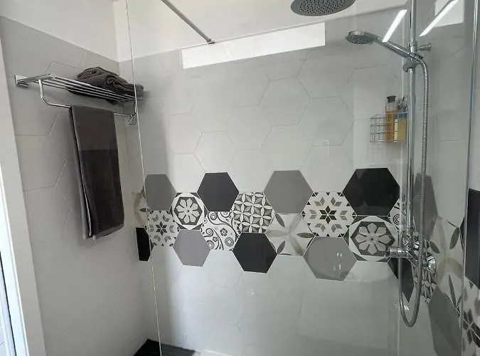 Alexander Playa De Americas * Playa de las Americas (Tenerife)